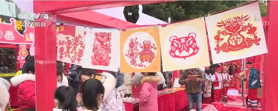新春观察：新春消费市场“虎虎生威” 冬奥带动冰雪消费